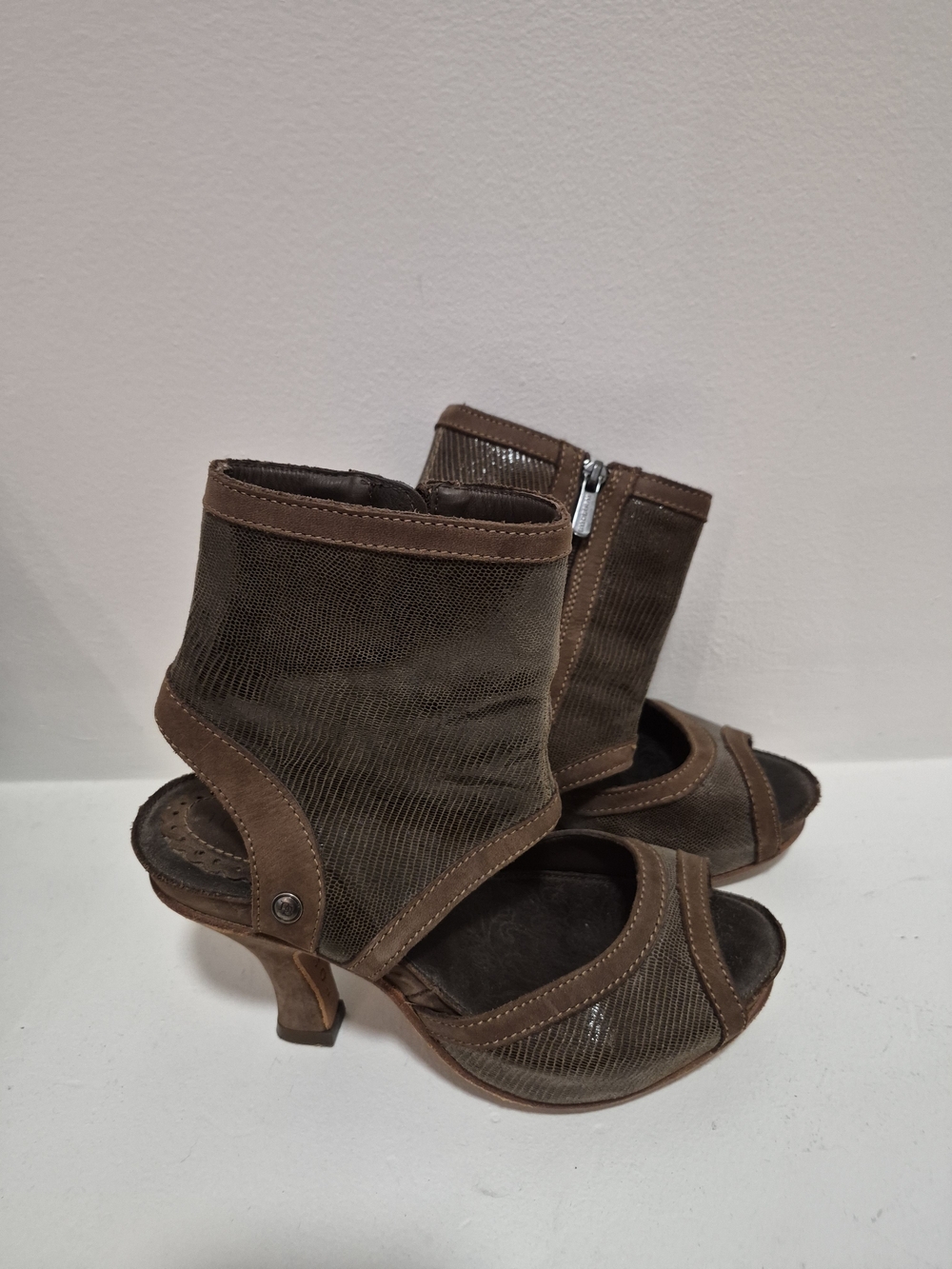 Neosens Brown Open-Toe Ankle Bootie Heels